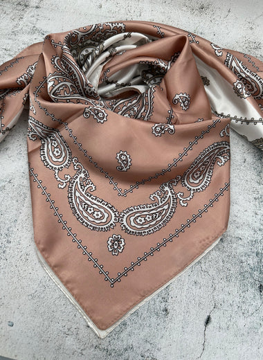 Paisley Flip - Pink/Tan - The Thrifty Cowgirl, Co.